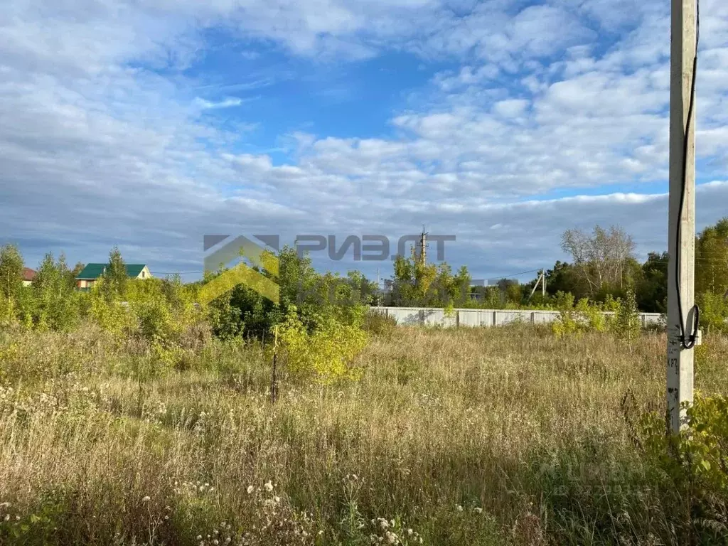 Участок в Омская область, Омский район, с. Красноярка Юбилейная ул. ... - Фото 1