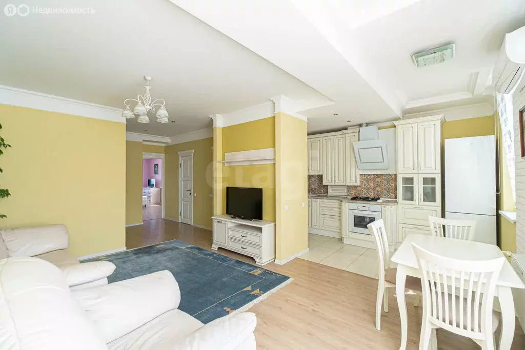 3-комнатная квартира: Севастополь, улица Репина, 1Б/2 (81.4 м) - Фото 1