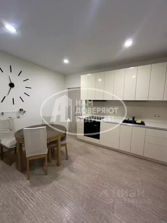 2-к кв. Пермский край, Пермь Кронштадтская ул., 33 (57.0 м) - Фото 1