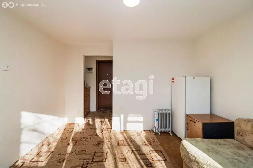Квартира-студия: Тюмень, улица Мельникайте, 113 (17.1 м) - Фото 0