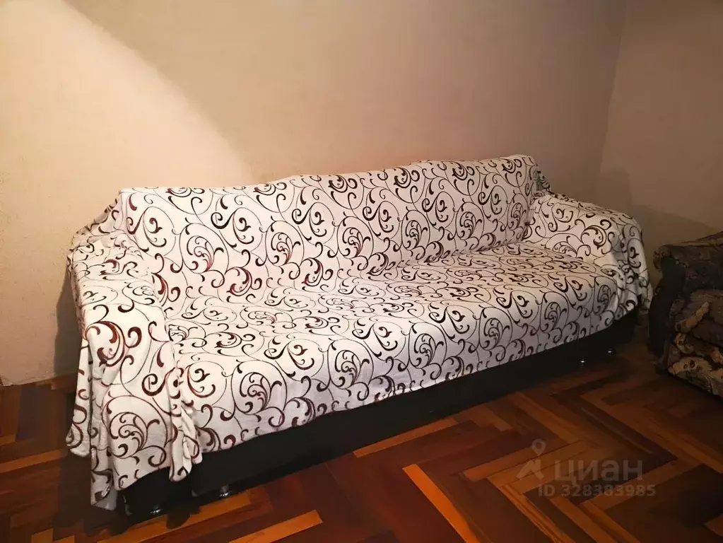 2-к кв. Кабардино-Балкария, Нальчик ул. Щаденко, 27 (44.0 м) - Фото 1