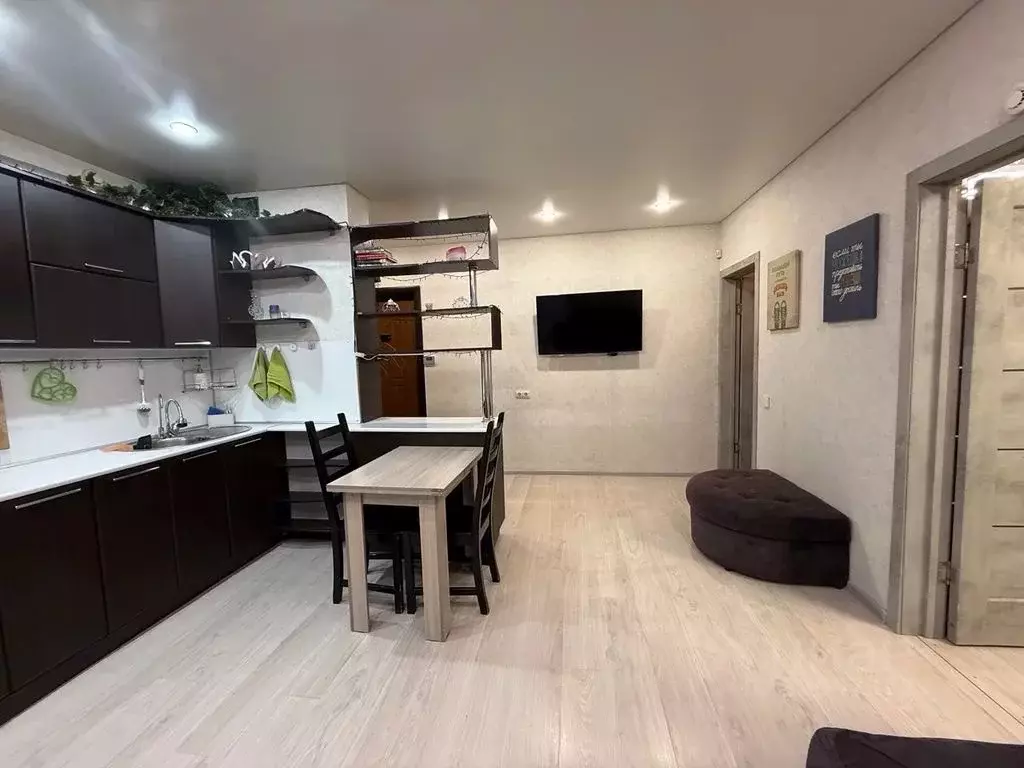 2-к кв. Челябинская область, Чебаркуль ул. Ленина, 48А (42.0 м) - Фото 2