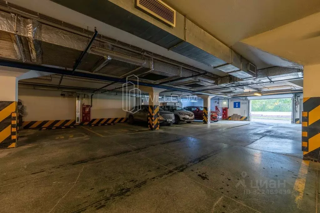 Гараж в Свердловская область, Екатеринбург ул. Машинистов, 3 (14 м) - Фото 1