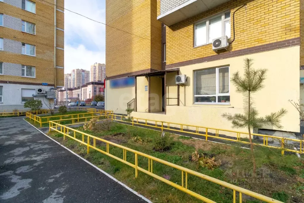 Помещение свободного назначения в Тюменская область, Тюмень ул. ... - Фото 1