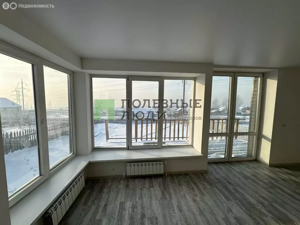 Дом в посёлок Солонцы, СНТ Радуга, 2-я улица, 50 (274 м) - Фото 1