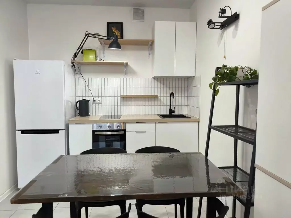 2-к кв. Москва Лобненская ул., 13к3 (40.0 м) - Фото 0