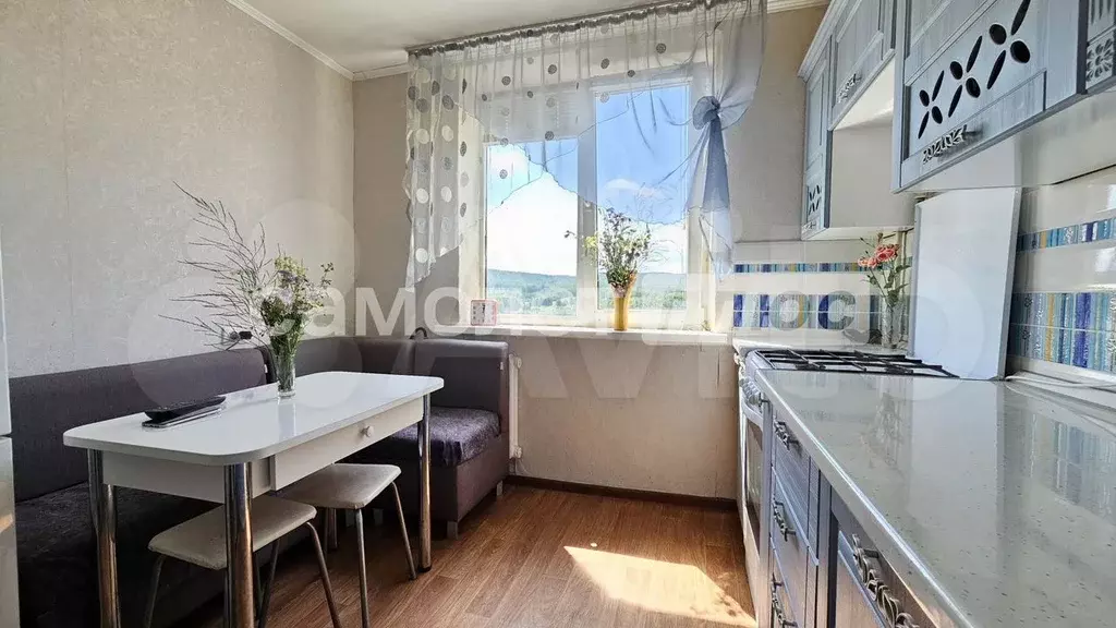 2-к. квартира, 49,5 м, 9/9 эт. - Фото 0