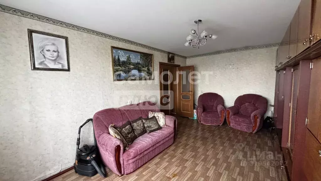 2-к кв. Омская область, Омск Мельничная ул., 70 (50.0 м) - Фото 1