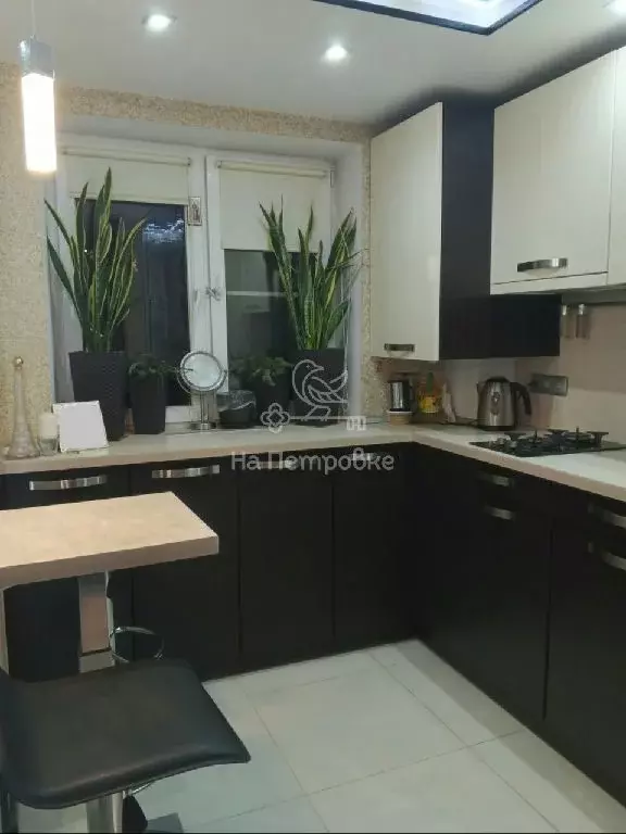 Продается 2-комнатная квартира - Фото 1