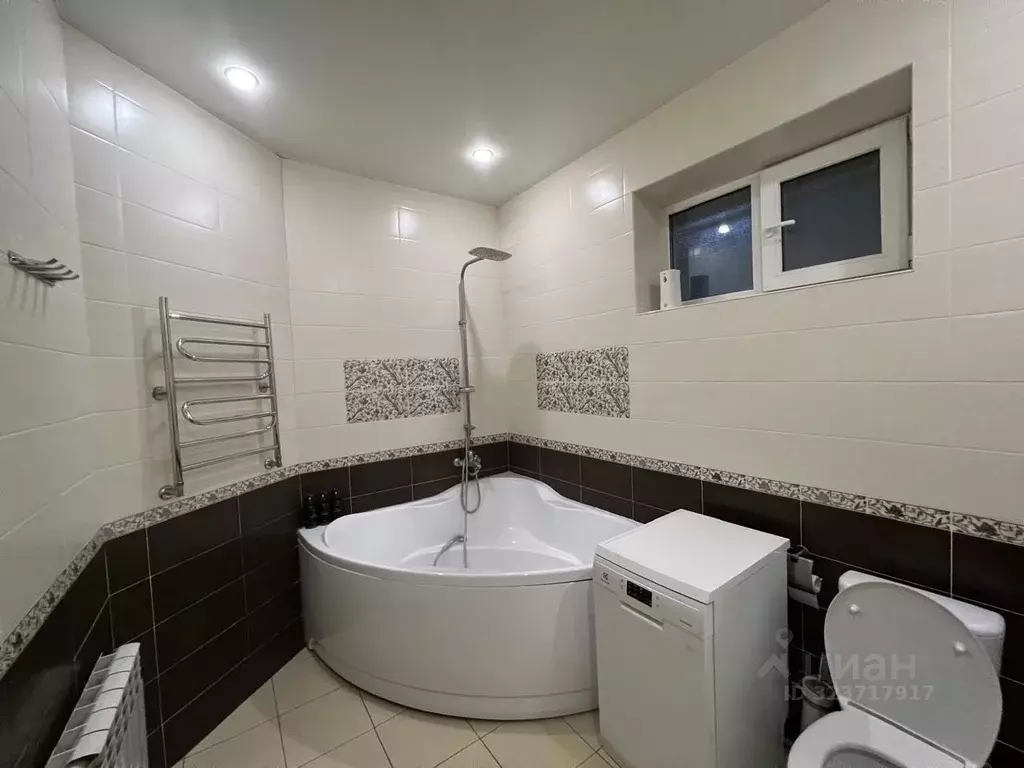 Дом в Ростовская область, Ростов-на-Дону ул. 7-я Залповая, 26 (150 м) - Фото 1