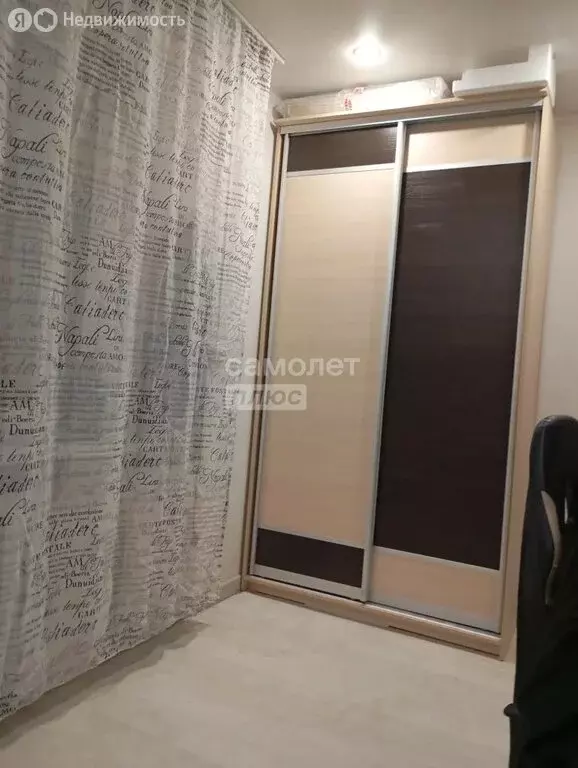 3-комнатная квартира: Киров, Нововятский район, улица МОПРа, 11 (55 м) - Фото 2