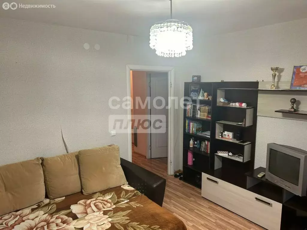 1-комнатная квартира: Верхняя Пышма, улица Кривоусова, 18Г (38 м) - Фото 1