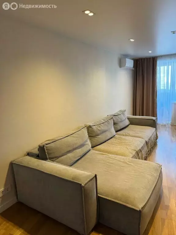 3-комнатная квартира: Екатеринбург, улица Академика Шварца, 14 (77 м) - Фото 2