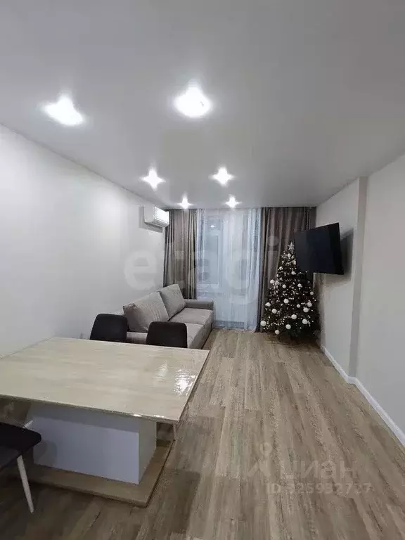 2-к кв. Тюменская область, Тюмень Харьковская ул., 76 (56.2 м) - Фото 1