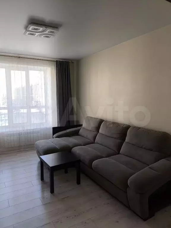 4-к. квартира, 100 м, 2/4 эт. - Фото 1