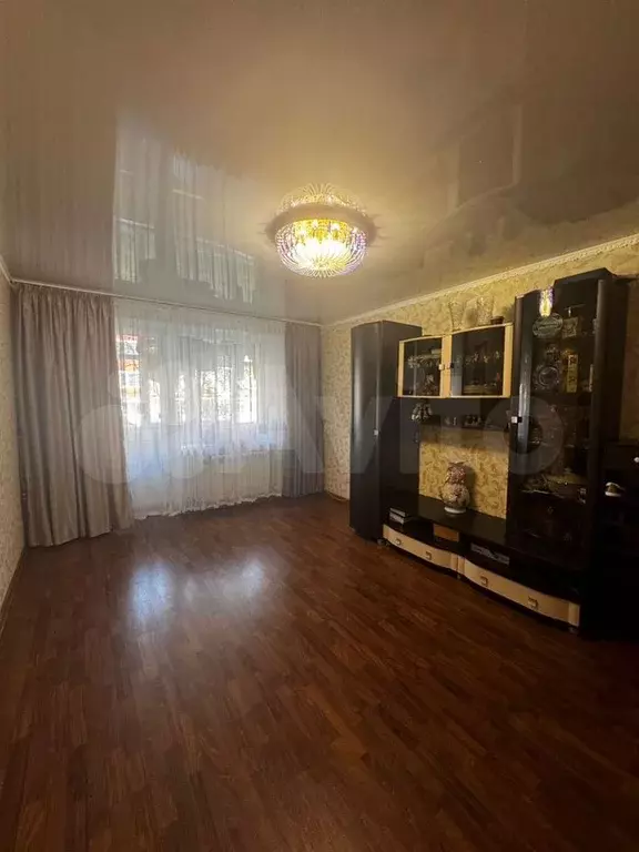 3-к. квартира, 57,4 м, 1/1 эт. - Фото 1