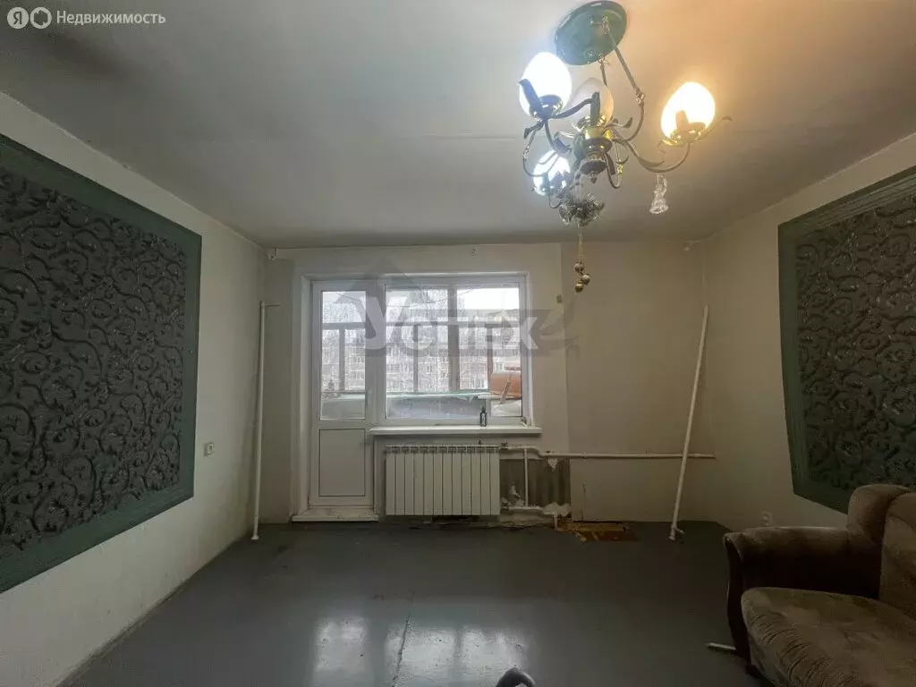 4-комнатная квартира: Нижний Тагил, улица Зари, 61 (74.1 м) - Фото 1