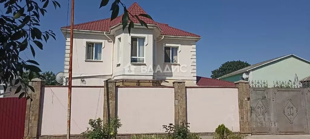 Дом в Крым, Симферополь ул. Стрелковая, 21 (163 м) - Фото 1