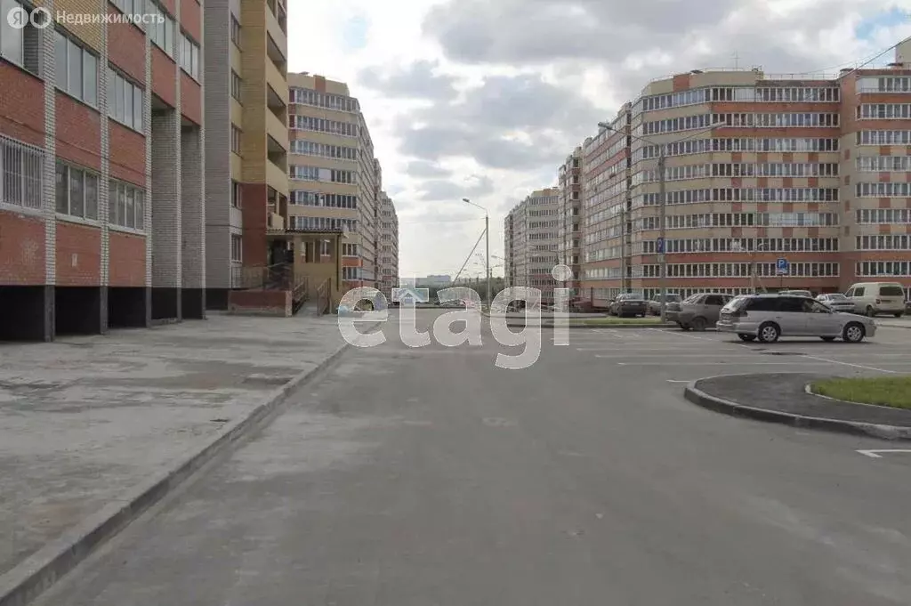 1-комнатная квартира: Омск, Пригородная улица, 25к1 (36 м) - Фото 0
