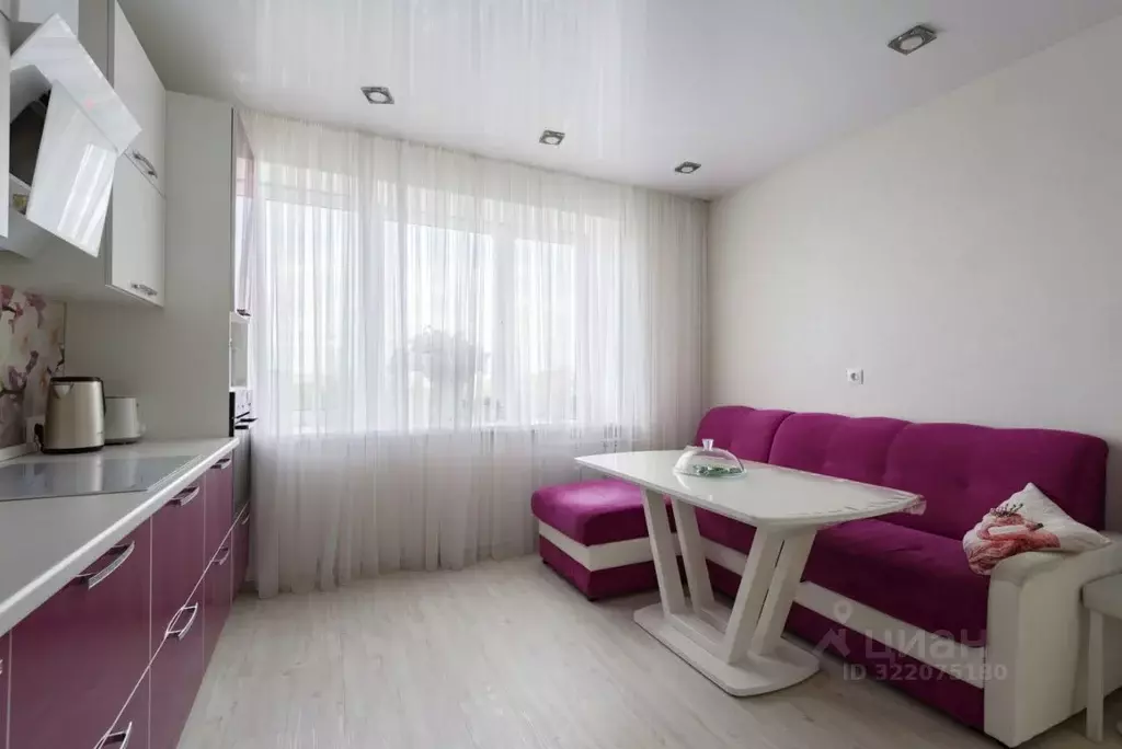 1-к кв. Татарстан, Казань ул. Зур Урам, 1К (45.0 м) - Фото 2