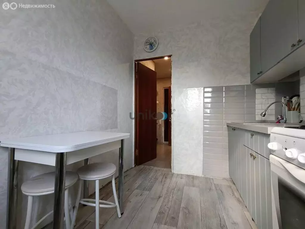 3-комнатная квартира: Уфа, улица Маршала Жукова, 2/3 (60 м) - Фото 2