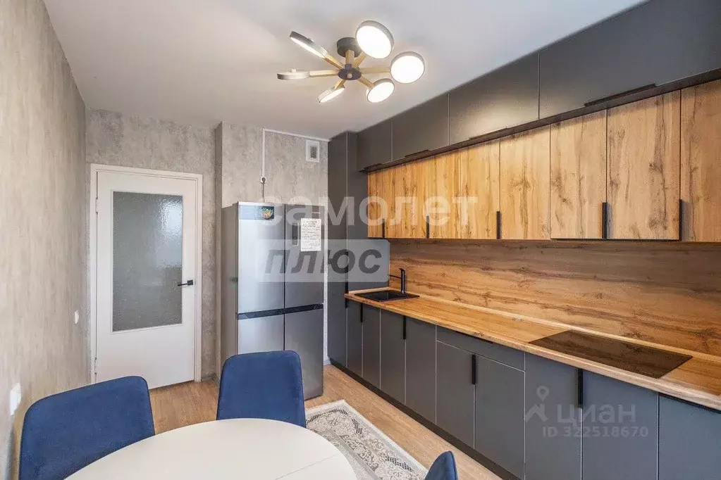 2-к кв. Омская область, Омск ул. Леонида Маслова, 13 (53.8 м) - Фото 1