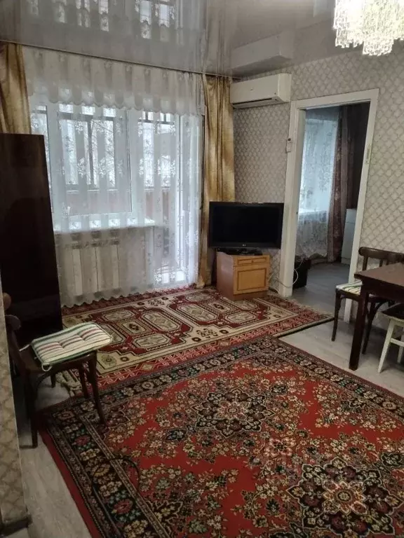 2-к кв. Курганская область, Курган ул. Сухэ-Батора, 10 (45.5 м) - Фото 1