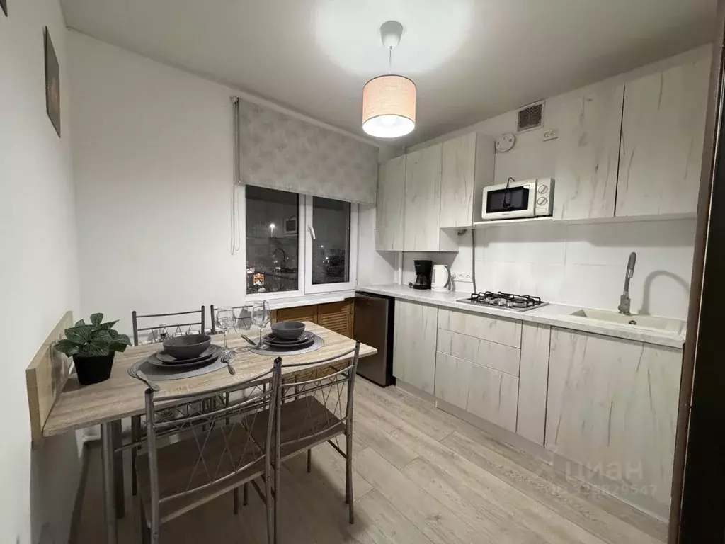 2-к кв. Калининградская область, Калининград Ленинский просп., 42 ... - Фото 2