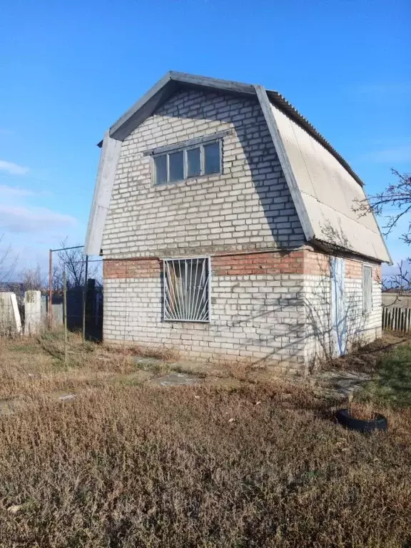 Дом в Волгоградская область, Городищенский район, Краснопахаревское ... - Фото 1