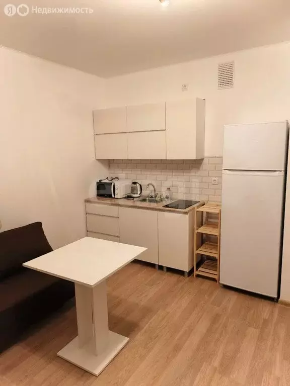 Квартира-студия: Екатеринбург, Кировградская улица, 12 (33 м) - Фото 2