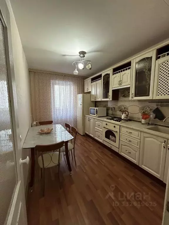 2-к кв. Татарстан, Альметьевск Алсу мкр, ул. Рината Галеева, 25 (54.0 ... - Фото 1