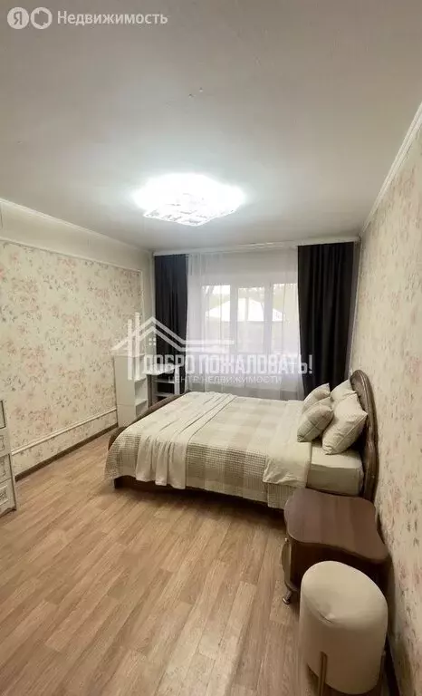 3-комнатная квартира: Абакан, улица Володарского, 21 (60.4 м) - Фото 1