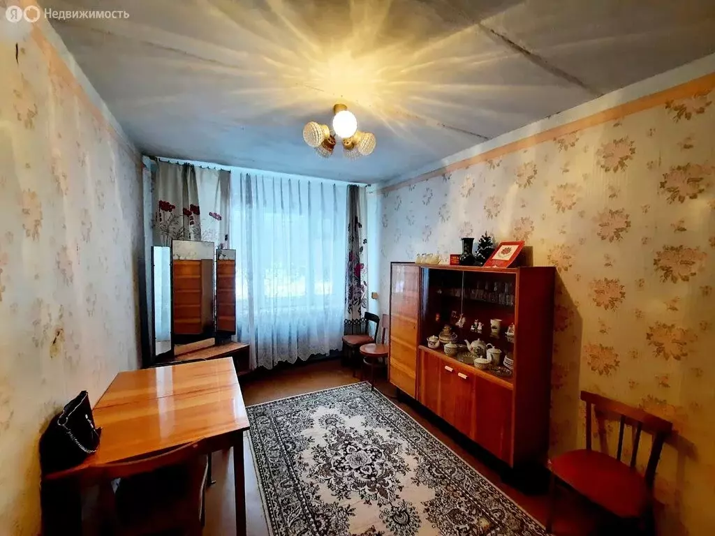 3-комнатная квартира: Сокол, Интернатная улица, 32 (53.2 м) - Фото 1