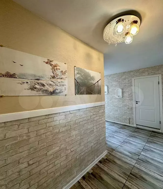 2-к. квартира, 60 м, 8/12 эт. - Фото 1