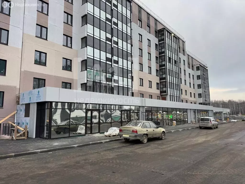 Торговая площадь (98 м) - Фото 1