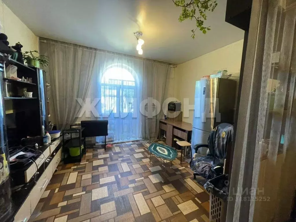 Комната Новосибирская область, Новосибирск ул. Аэропорт, 19 (26.0 м) - Фото 1