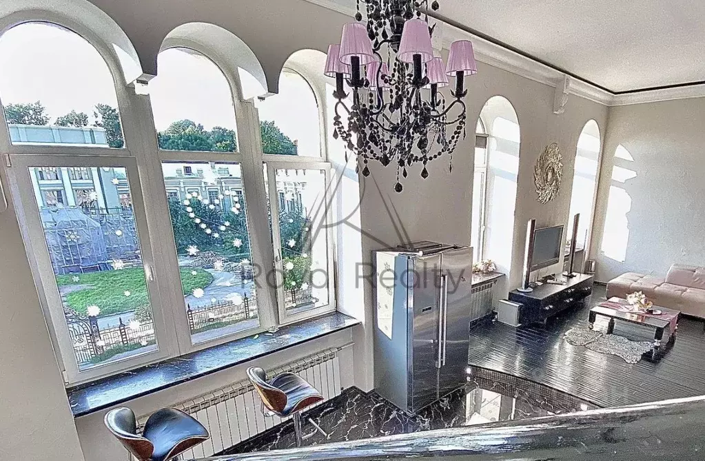 2-к кв. Санкт-Петербург Суворовский просп., 39 (93.0 м) - Фото 0