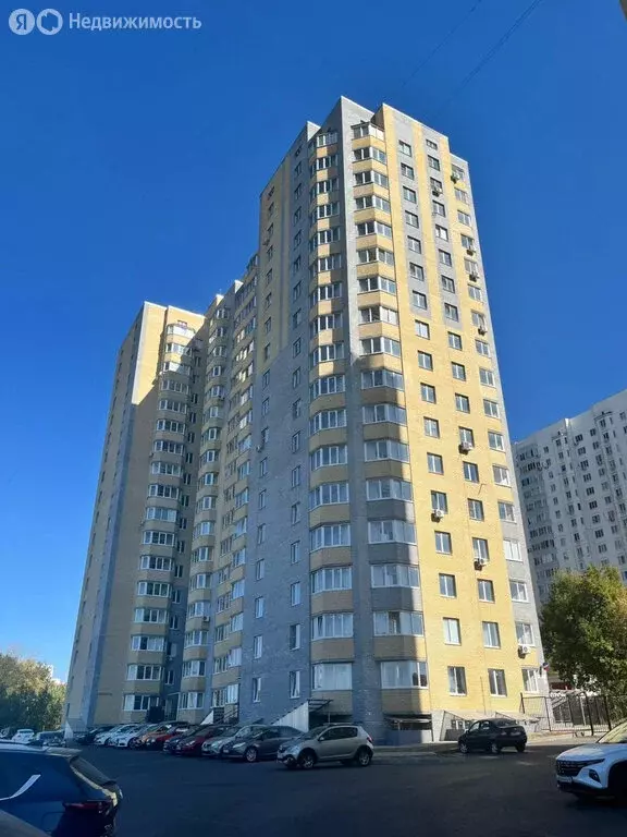 2-комнатная квартира: Курск, проспект Вячеслава Клыкова, 9В (72.7 м) - Фото 1