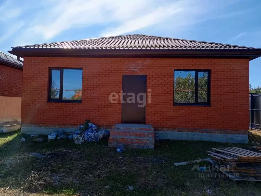Дом в Краснодарский край, Ейский район, с. Кухаривка  (75 м) - Фото 0