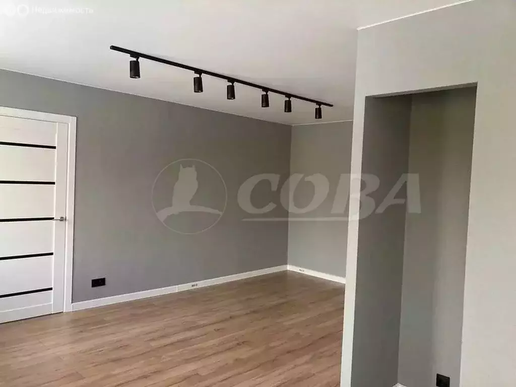 2-комнатная квартира: Тюмень, улица Республики, 187 (43 м) - Фото 1