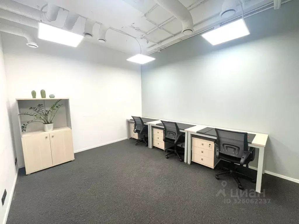 Офис в Москва ул. Академика Варги, 8к1с1 (5 м) - Фото 1