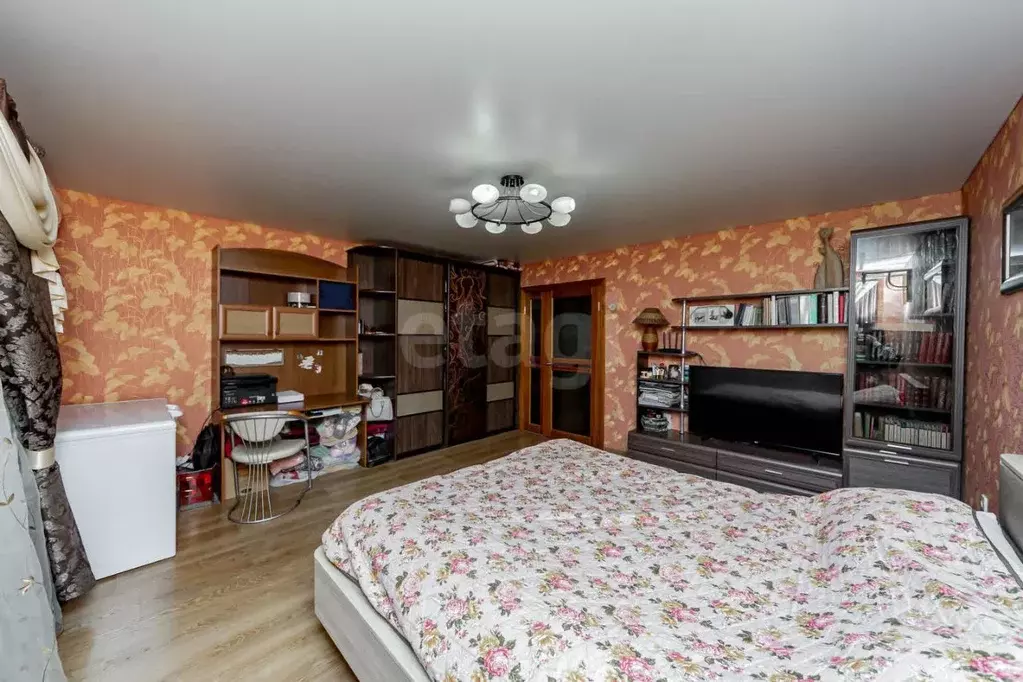 3-к кв. Тюменская область, Тюмень ул. Евгения Богдановича, 16 (87.3 м) - Фото 1