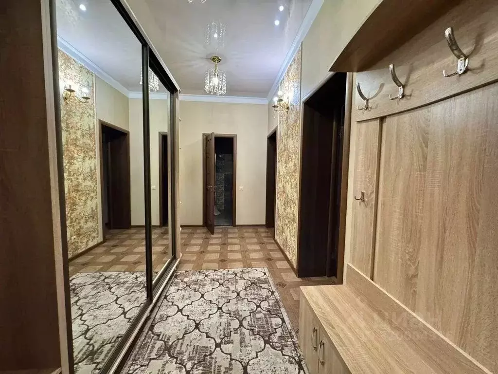 2-к кв. Ставропольский край, Ессентуки Пятигорская ул., 24/1 (72.0 м) - Фото 0