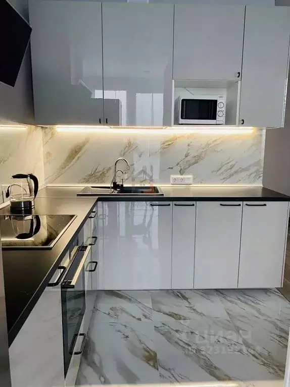 1-к кв. Татарстан, Казань ул. Оренбургский Тракт, 8Д (42.0 м) - Фото 1