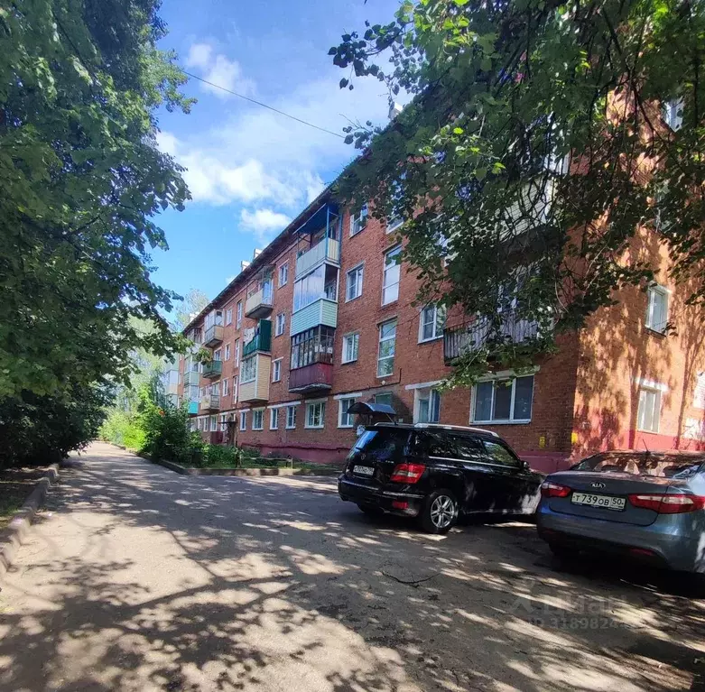 2-к кв. Московская область, Волоколамск Школьная ул., 6 (43.7 м) - Фото 0