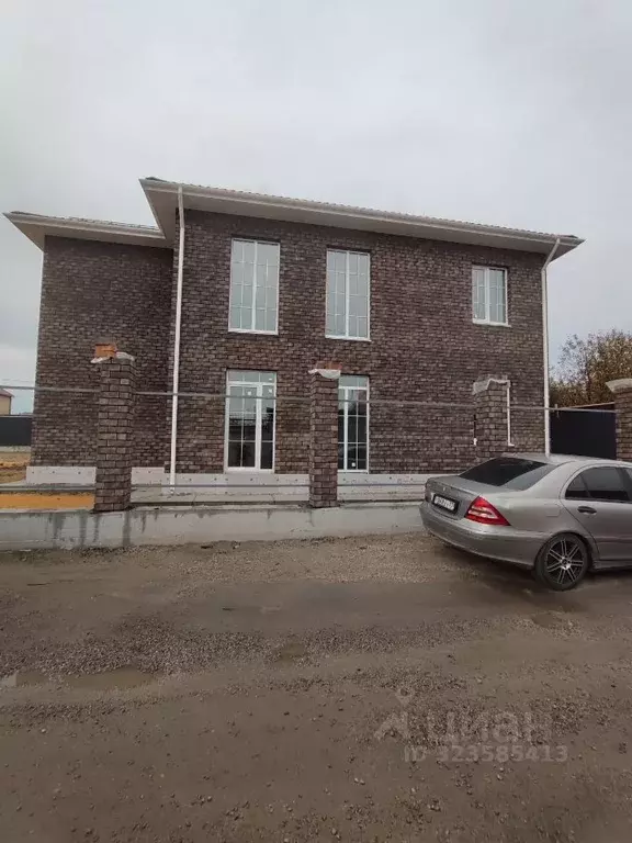 Дом в Челябинская область, Копейск Уральская ул. (240 м) - Фото 1