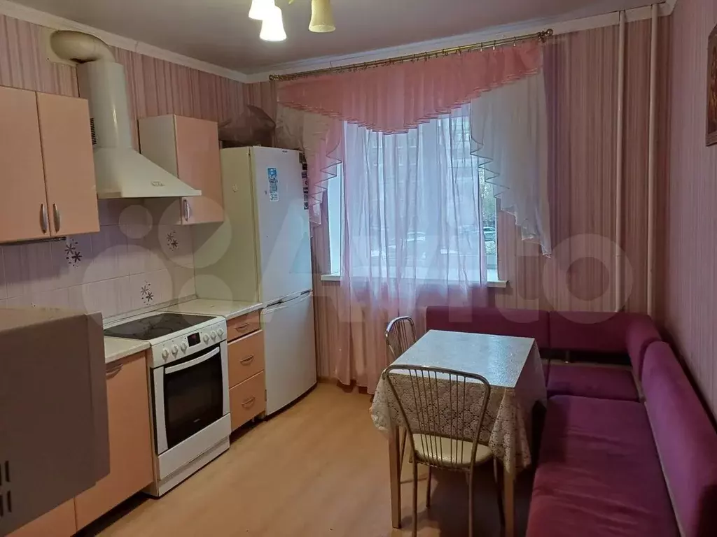 2-к. квартира, 50 м, 2/15 эт. - Фото 0