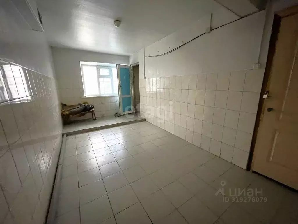 Комната Камчатский край, Петропавловск-Камчатский ул. Труда, 23 (17.7 ... - Фото 0