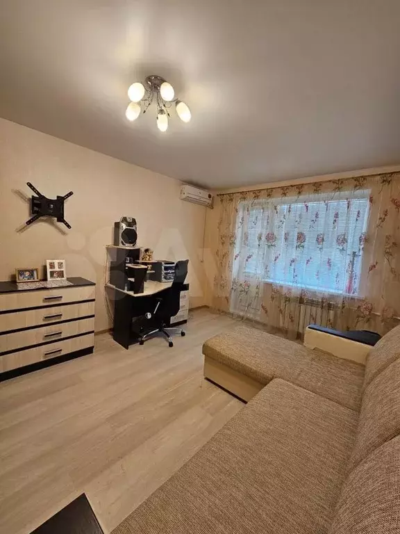 2-к. квартира, 60 м, 6/6 эт. - Фото 1