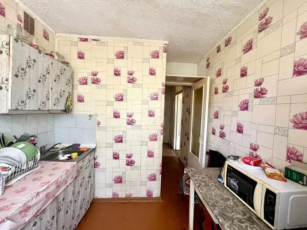 1-к кв. Свердловская область, Ревда Российская ул., 42 (33.0 м) - Фото 1
